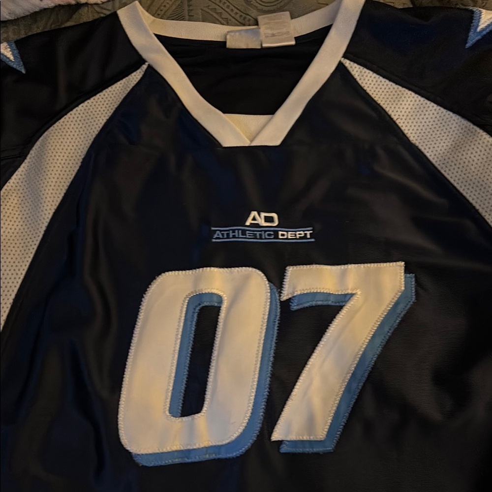 Athletic Works Black and White Men's Jersey